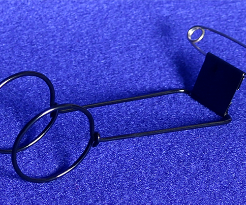 Ball Holder (Metal) by Premium Magic - Trick