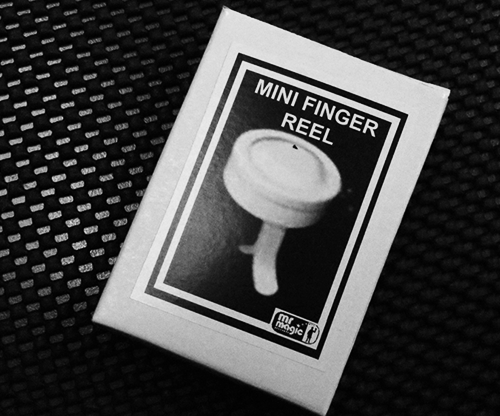 Mini Finger Reel by Mr. Magic
