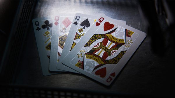 60040-alt5 Queens Playing Cards