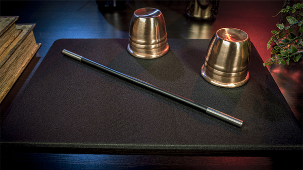 61147-full Deluxe Close-Up Pad 11X16 (Black) by Murphy's Magic Supplies - Trick