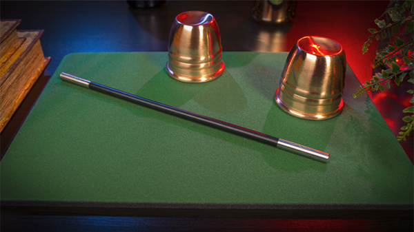 61150-full Deluxe Close-Up Pad 11X16 (Green) by Murphy's Magic Supplies - Trick