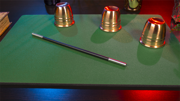 61151-full Deluxe Close-Up Pad 16X23 (Green) by Murphy's Magic Supplies - Trick