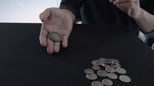 64949-alt5 Skymember Presents: NOMAD COIN (Morgan) by Sultan Orazaly and Avi Yap - Trick