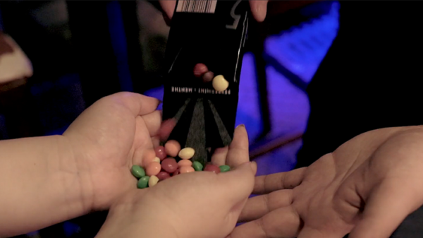 66667-alt2 Gum to Anything (Gimmicks and Online Instructions) by Sansminds Magic