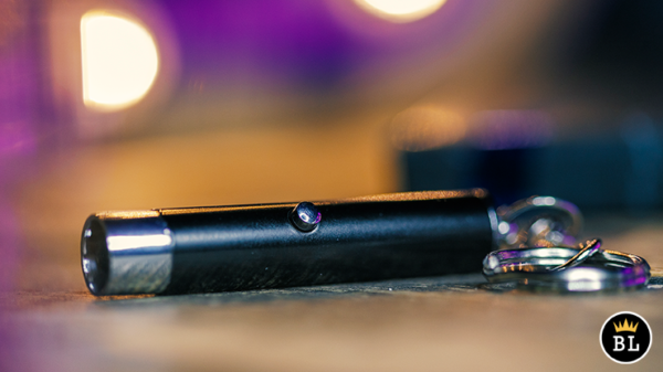 69624-alt2 LUX by Lloyd Barnes