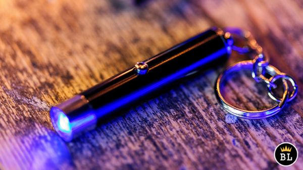 69624-alt4 LUX by Lloyd Barnes