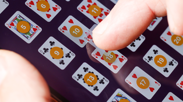 72698-alt4 Maxim Physical Copy (App & Online Instruction) by Lloyd Barnes - Trick