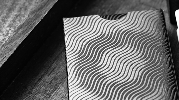 72897-alt3 Waves Playing Cards
