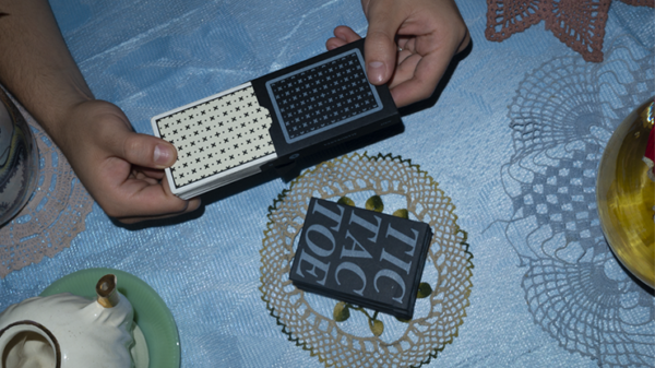73243-alt1 TICTACTOE Playing Cards