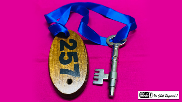 75219-full Key to My Chest by Mr. Magic - Trick