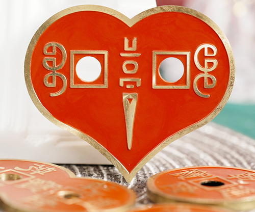 Mirror Heart Red by N2G & Ken Tsoi (Gimmicks and online instructions) - Trick