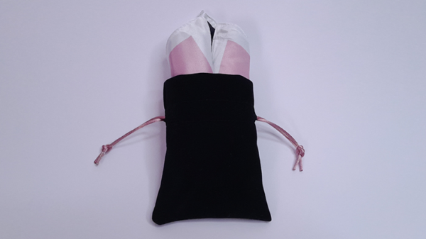 77648-alt4 Pocket Bunny by Lee Alex