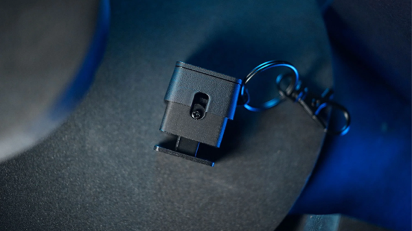 79069-alt2 The EDC Holder by Mai Bro & TCC Magic