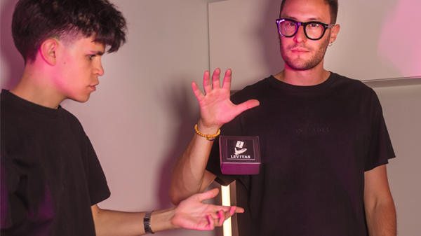 79657-alt3 Levitas by Jack Nobile and Piero Puddu