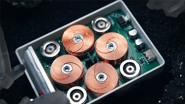 79691-alt5 Leviti Deck by PITATA