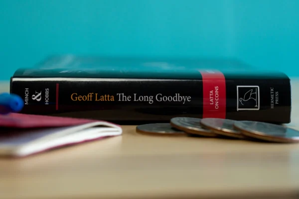 Geoff Latta: The Long Goodbye by Stephen Minch & Stephen Hobbs - Book