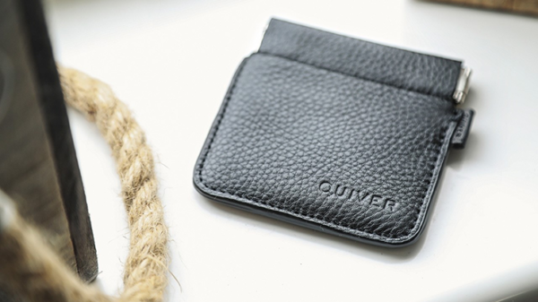 72522-alt1 Quiver (Gimmick & Online Instructions) by Kelvin Chow