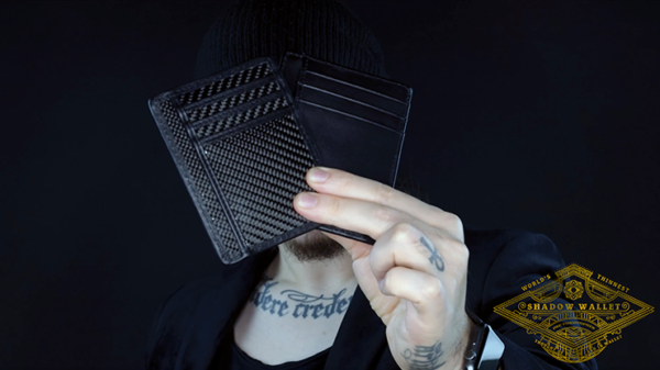 Shadow Wallet Carbon Fiber (Gimmick and Online Instructions) by Dee Christopher and 1914