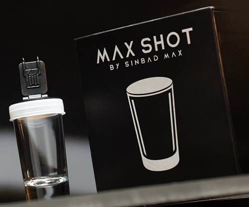 78827-full Max Shot by Sinbad Max and Ochiu Magic