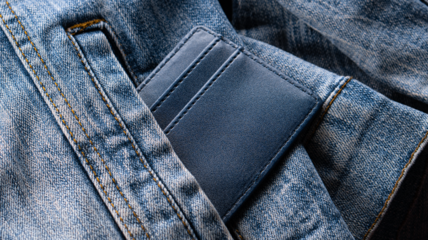 Razor Wallet by Dee Christopher (Midnight Blue)