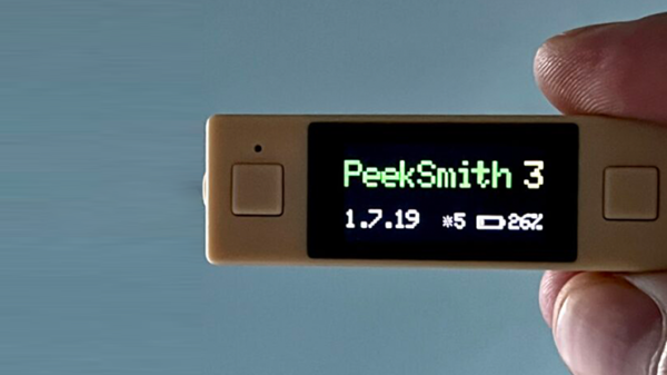 PeekSmith 3 (Skin Color) by Electricks