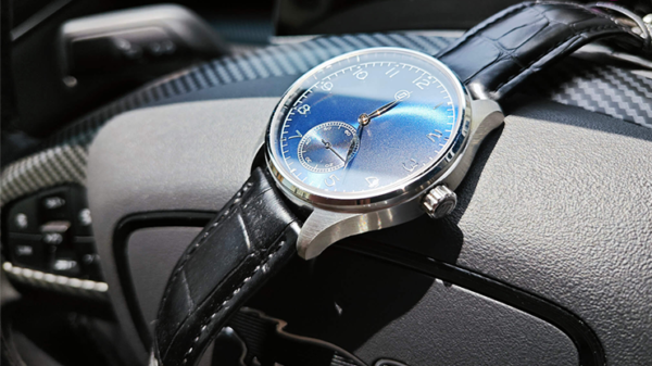 Watch (Blue) by PITATA MAGIC