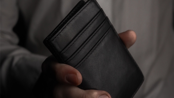 71193-alt5 Orphic Business Card Size in Leather (Gimmick and Online Instructions) by Lewis Lé Val and The 1914