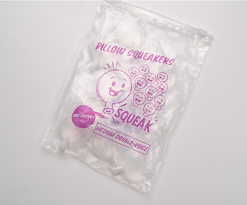 Pillow Squeaker Double Voice (Medium) by Murphys Magic