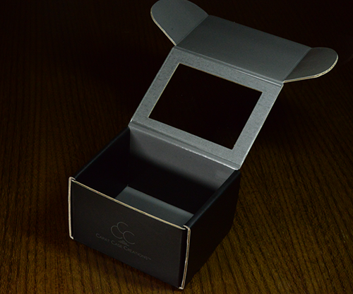 Carat XCHB Cardboard Half-Brick Box with Viewing Window