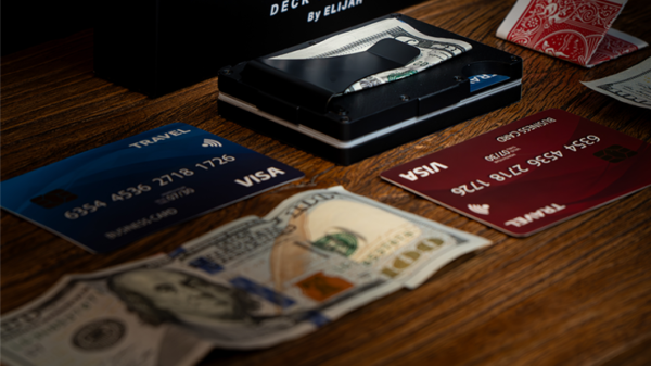 81098-alt2 Deck to Wallet by Elijah & Henry Harrius Presents