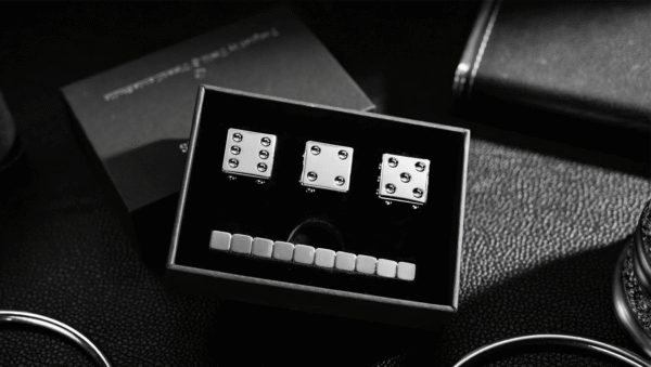 MagnetiCubes by Ivo David Oliveira & TCC Magic